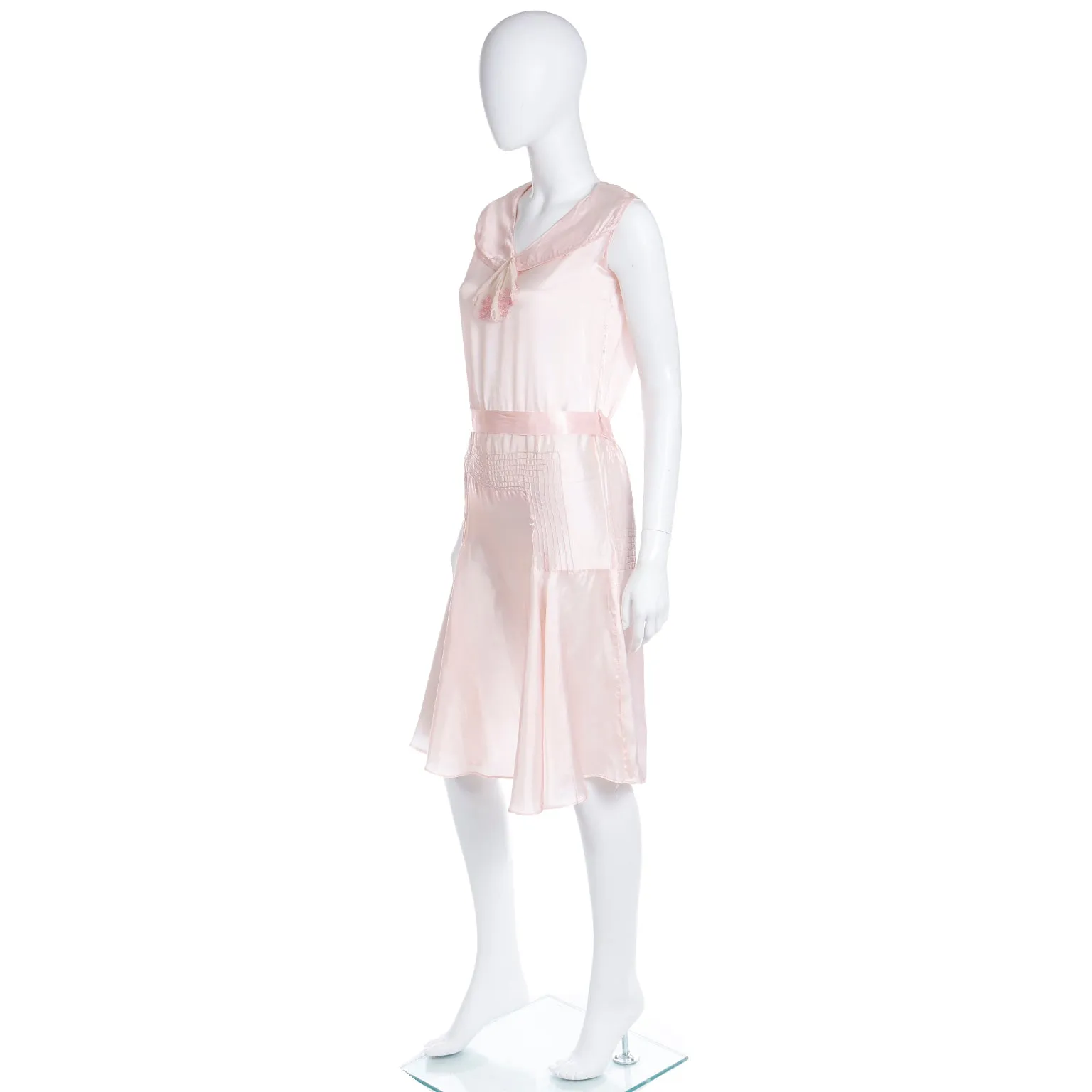 1920s Pink Satin Sleeveless Dress with Belt and Organza Bow