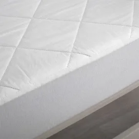 Basics Cotton Mattress Protector by Bambi