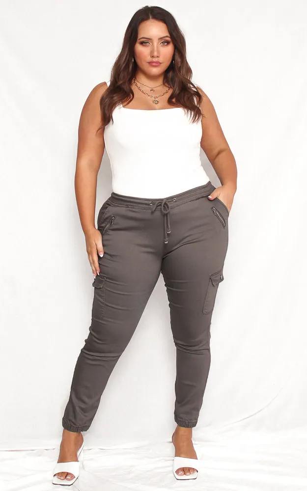 Dip It Low Cargo Jeans - Grey