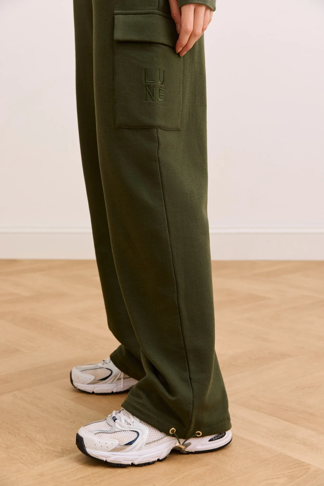 FINN COZY cargo pants - Deep Moss