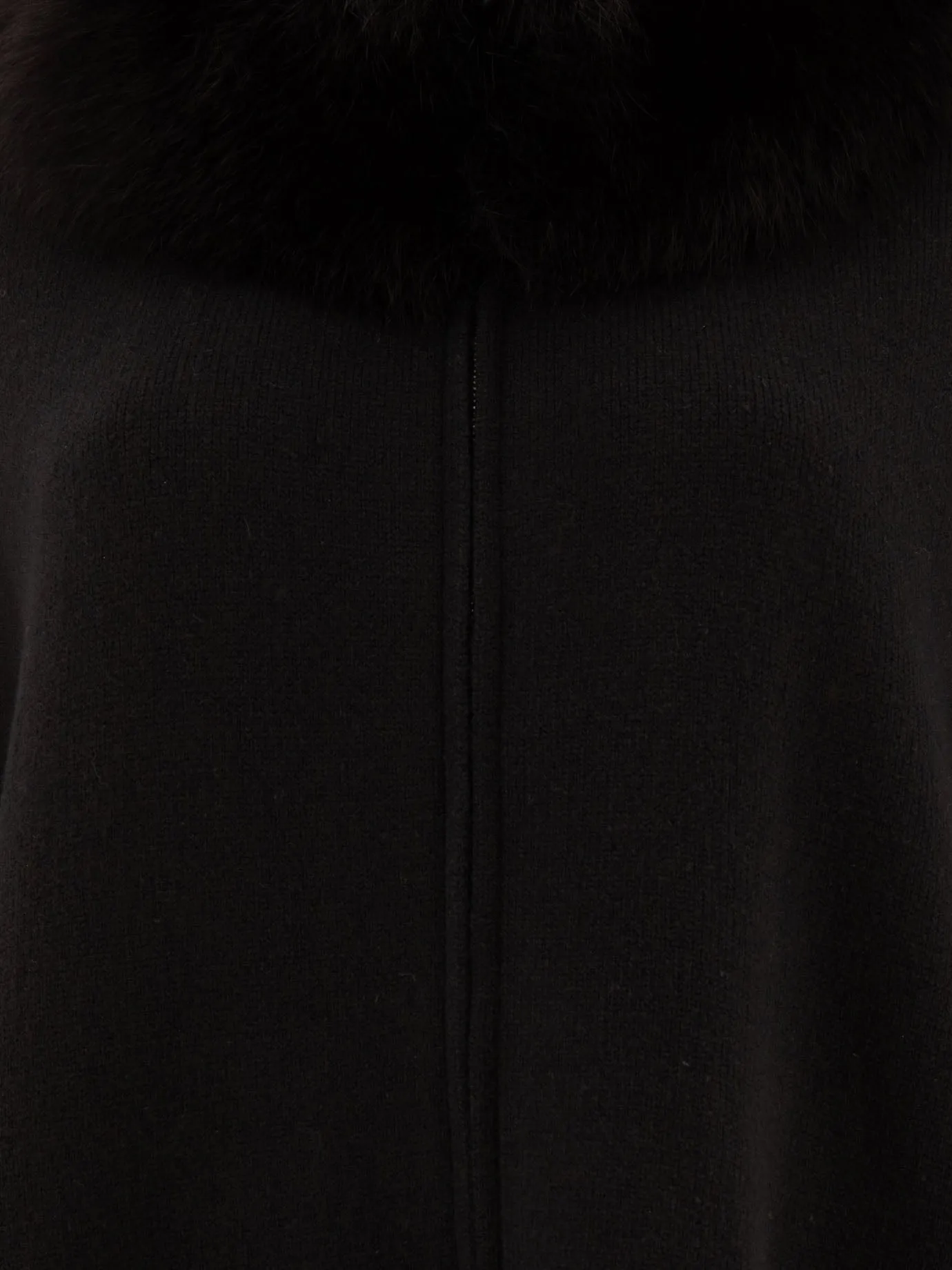 GIOVI Luxurious Black Wool-Cashmere Poncho