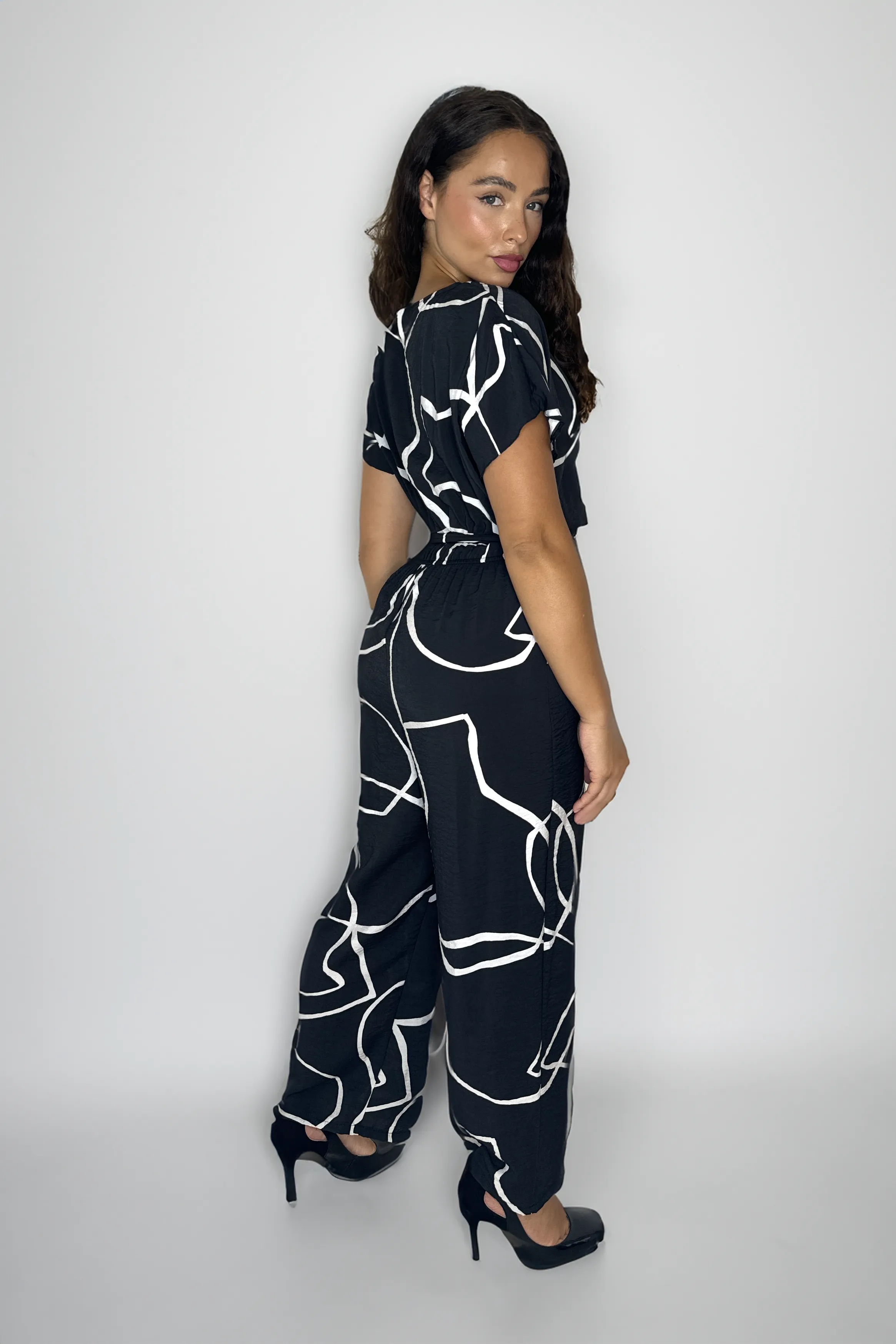 Low-Cut Short Sleeve Tie Waist Straight Leg Viscose Blend All Over Print Jumpsuit