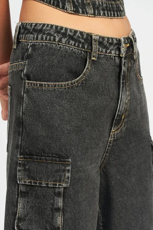 Low Rise Cargo Denim Pants