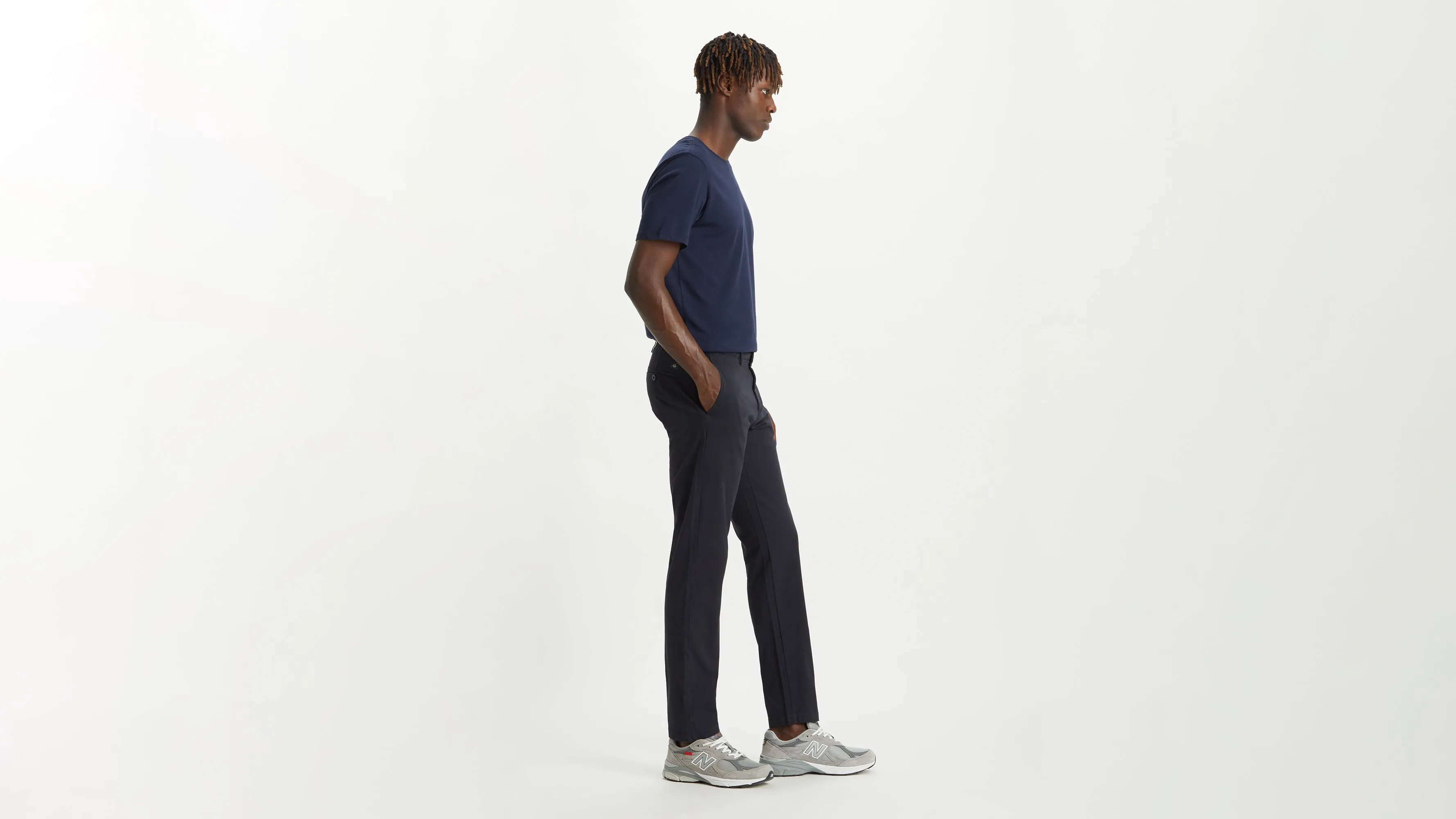 Men's Slim Tapered Fit Smart 360 Flex Alpha Chino Pants