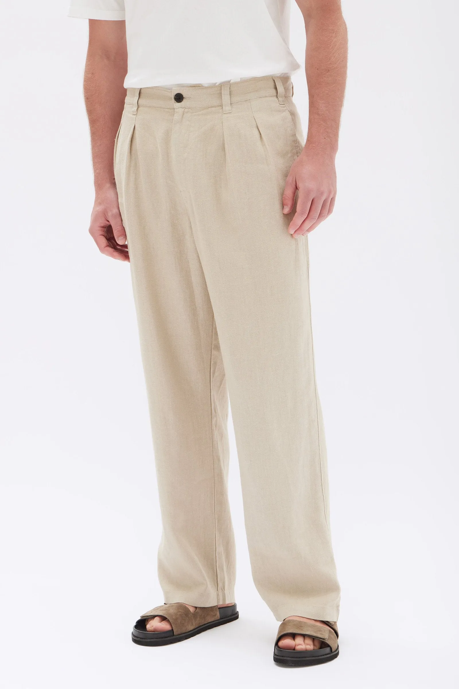 Miles Pleated Linen Chino