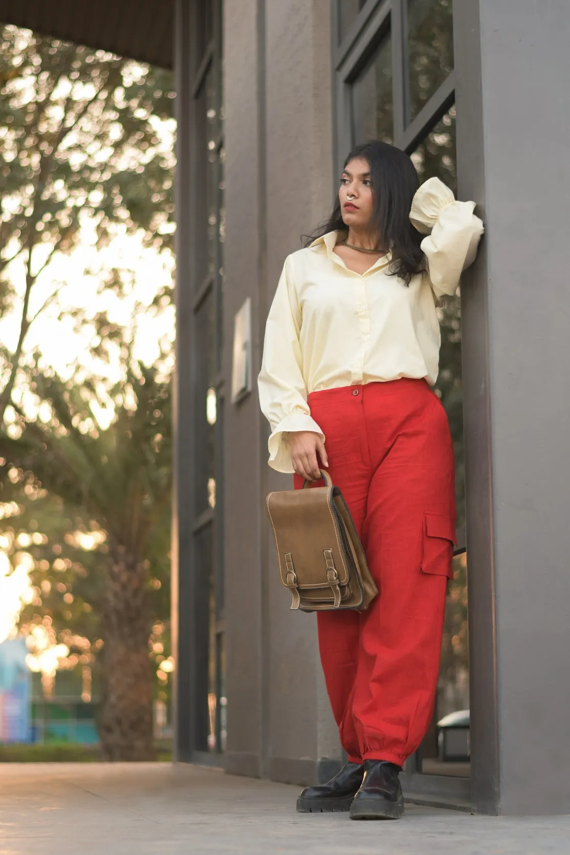 Relaxed fit Linen cargo pants for ladies