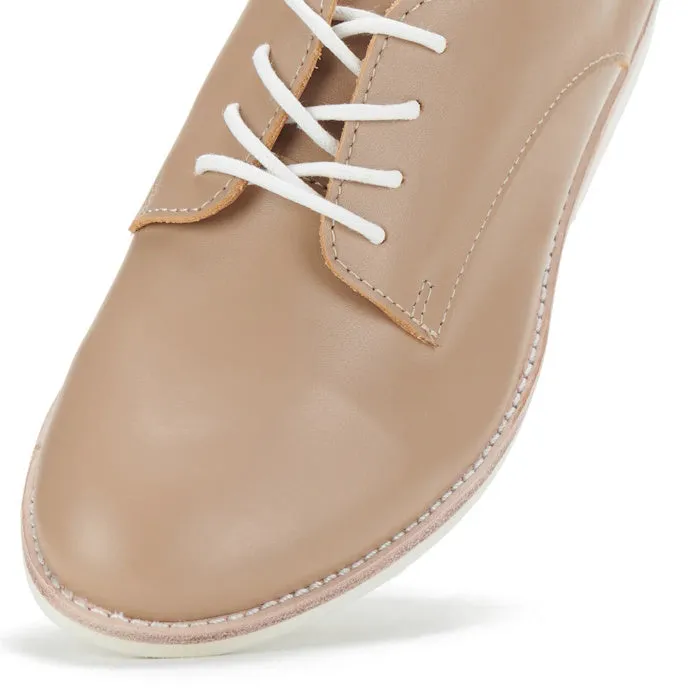 Rollie Womens Derby Super Soft Latte Leather Shoe