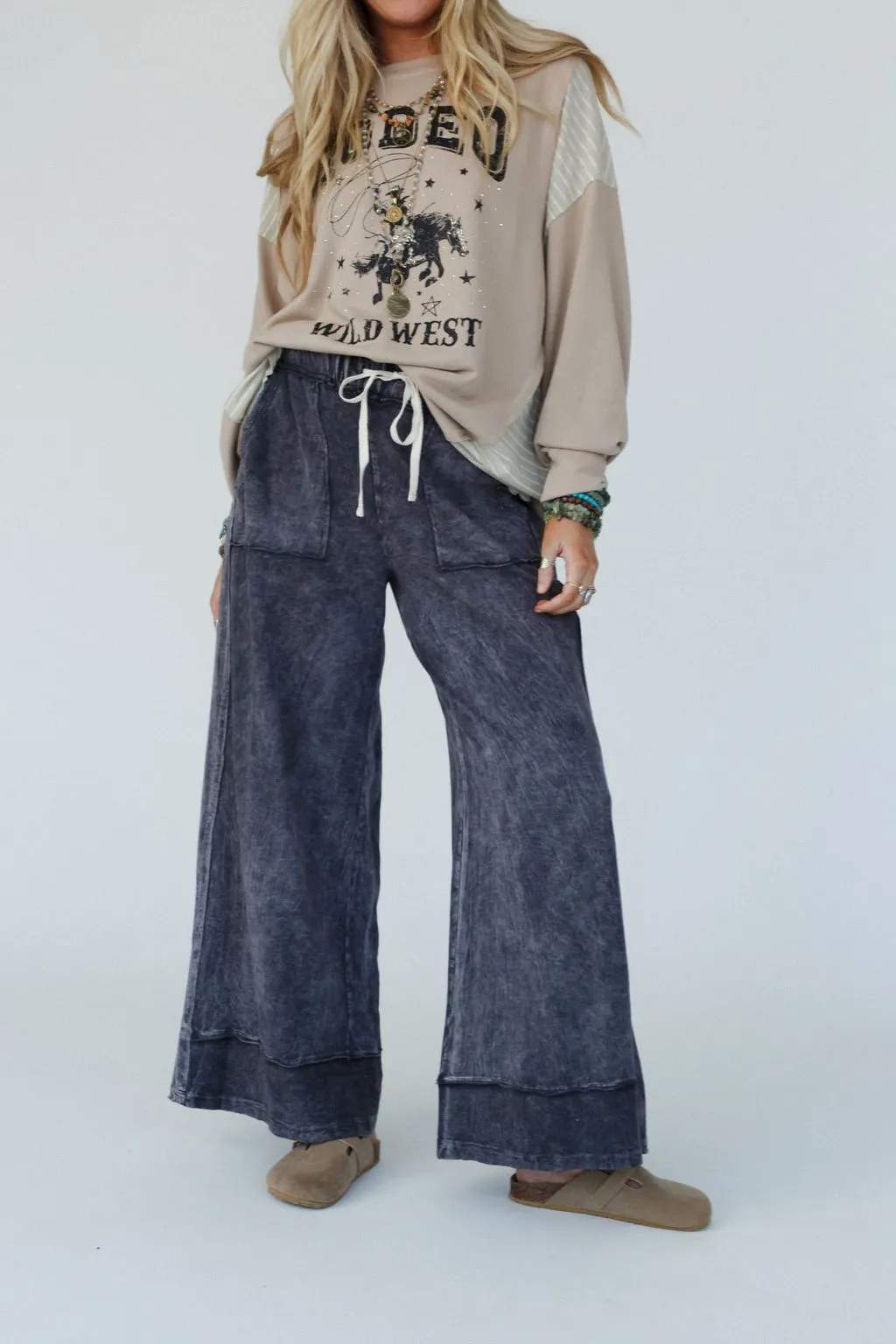 The Nest Heaven Sent Wide Leg Pant - Charcoal