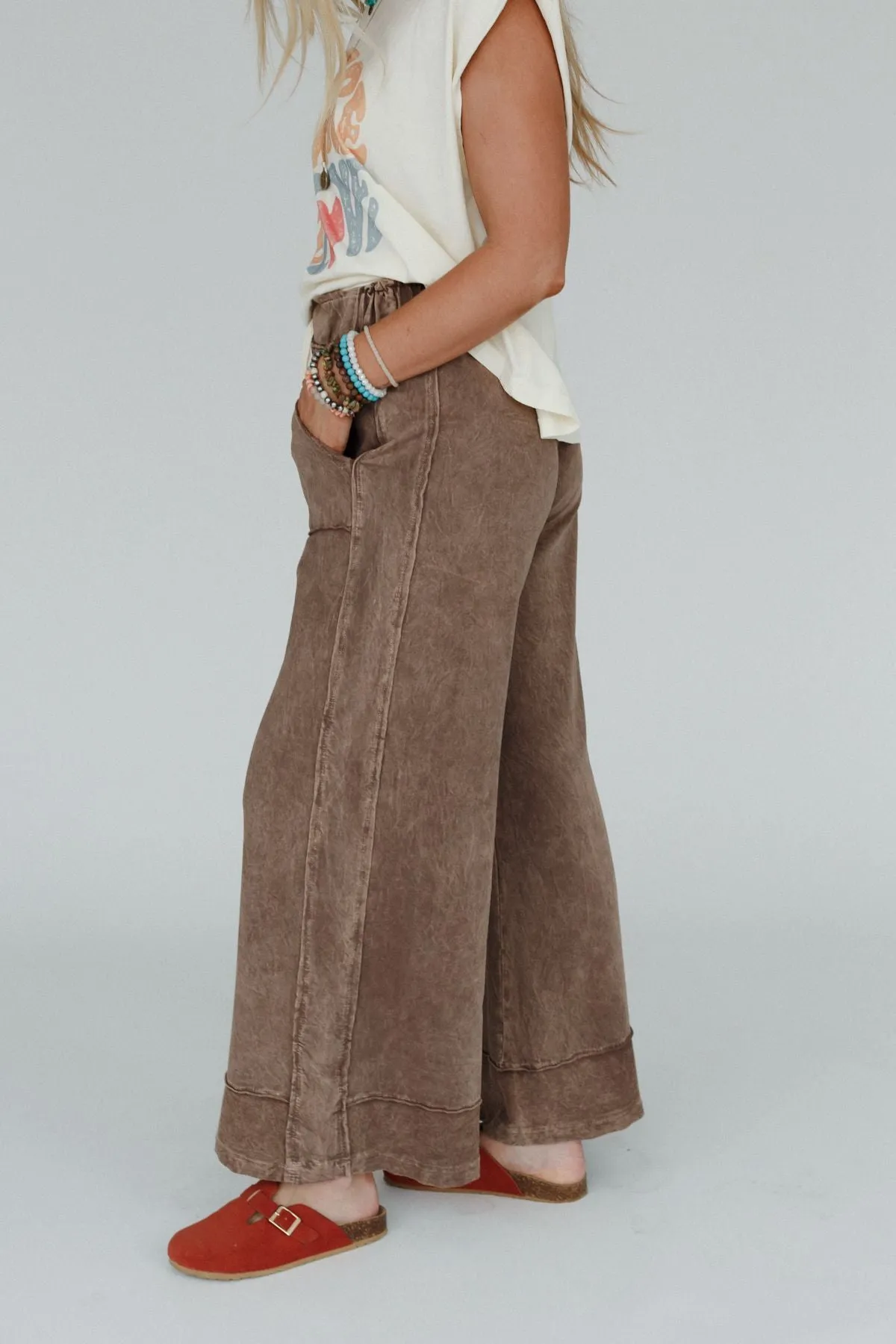 The Nest Heaven Sent Wide Leg Pant - Mocha