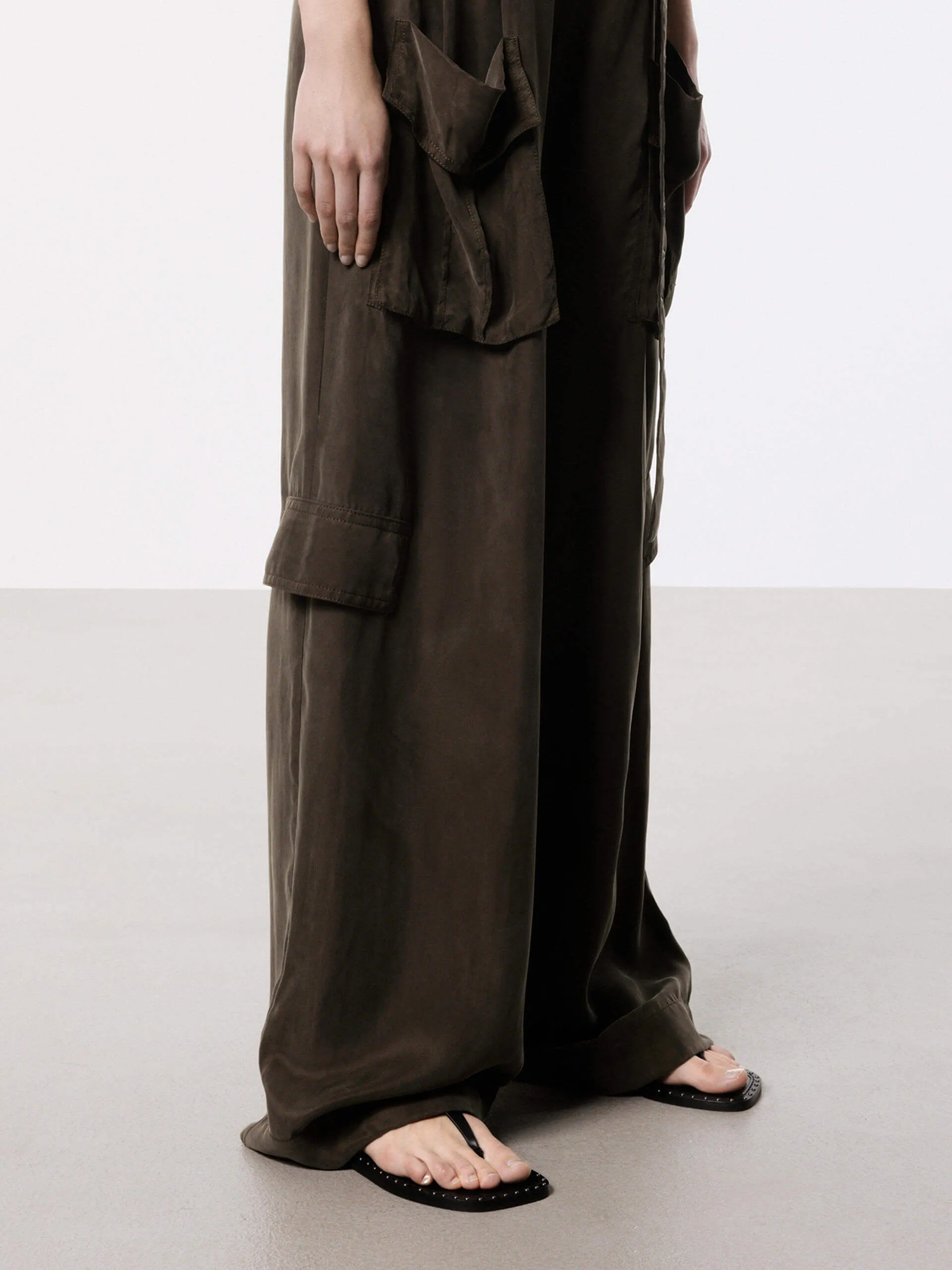 Wide Leg Cargo Pants