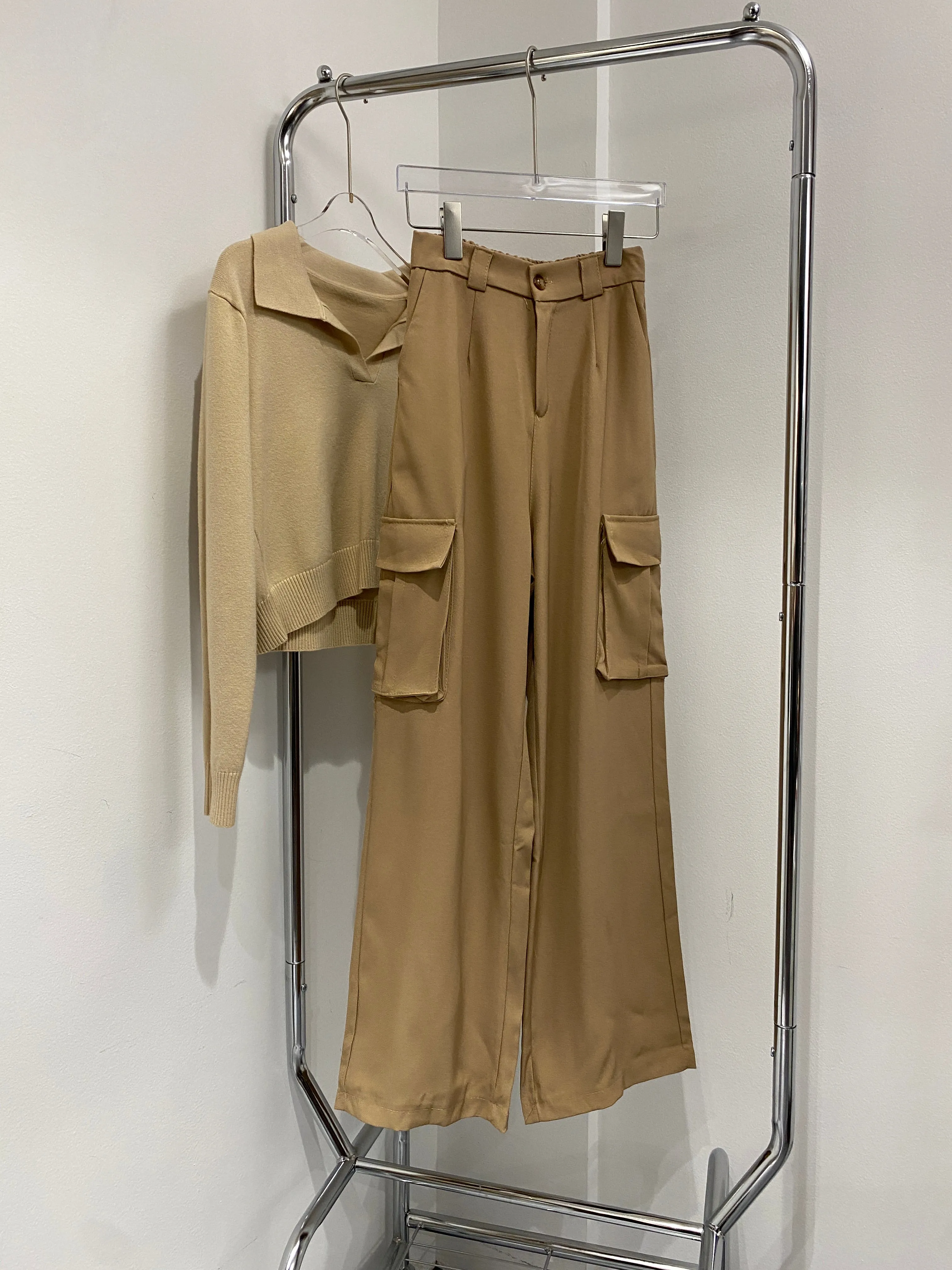 Wide Leg Cargo Trousers -  Latte